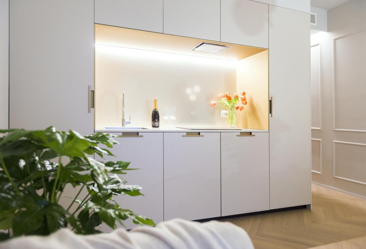 Riccione Suite Design Exteriör bild